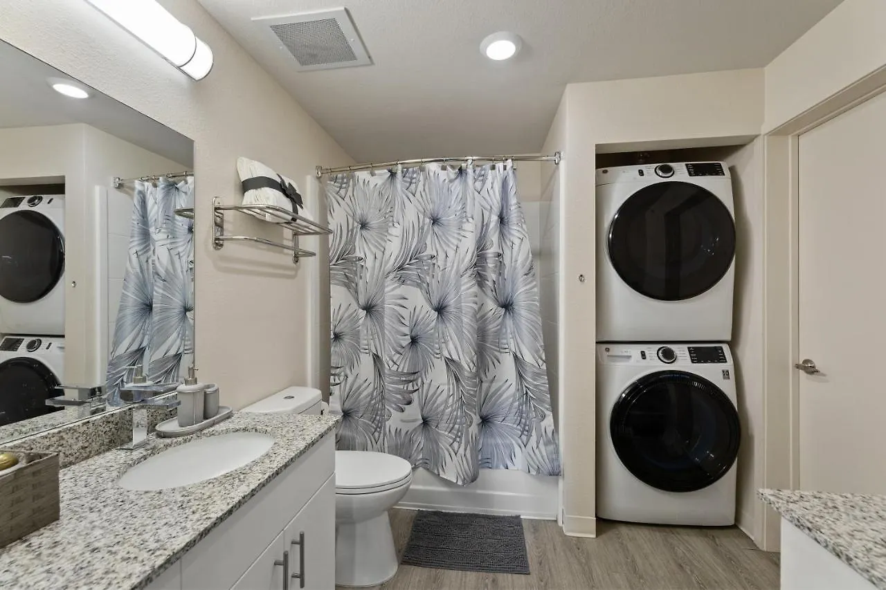 The Professional - 5 Mins To Carowinds Apartment Charlotte 0*,  United States